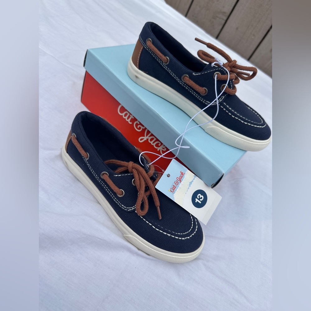 New Cat & Jack Navy and Brown Canvas Shoes Boys size 13